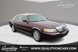 2006 Lincoln Town Car Signature